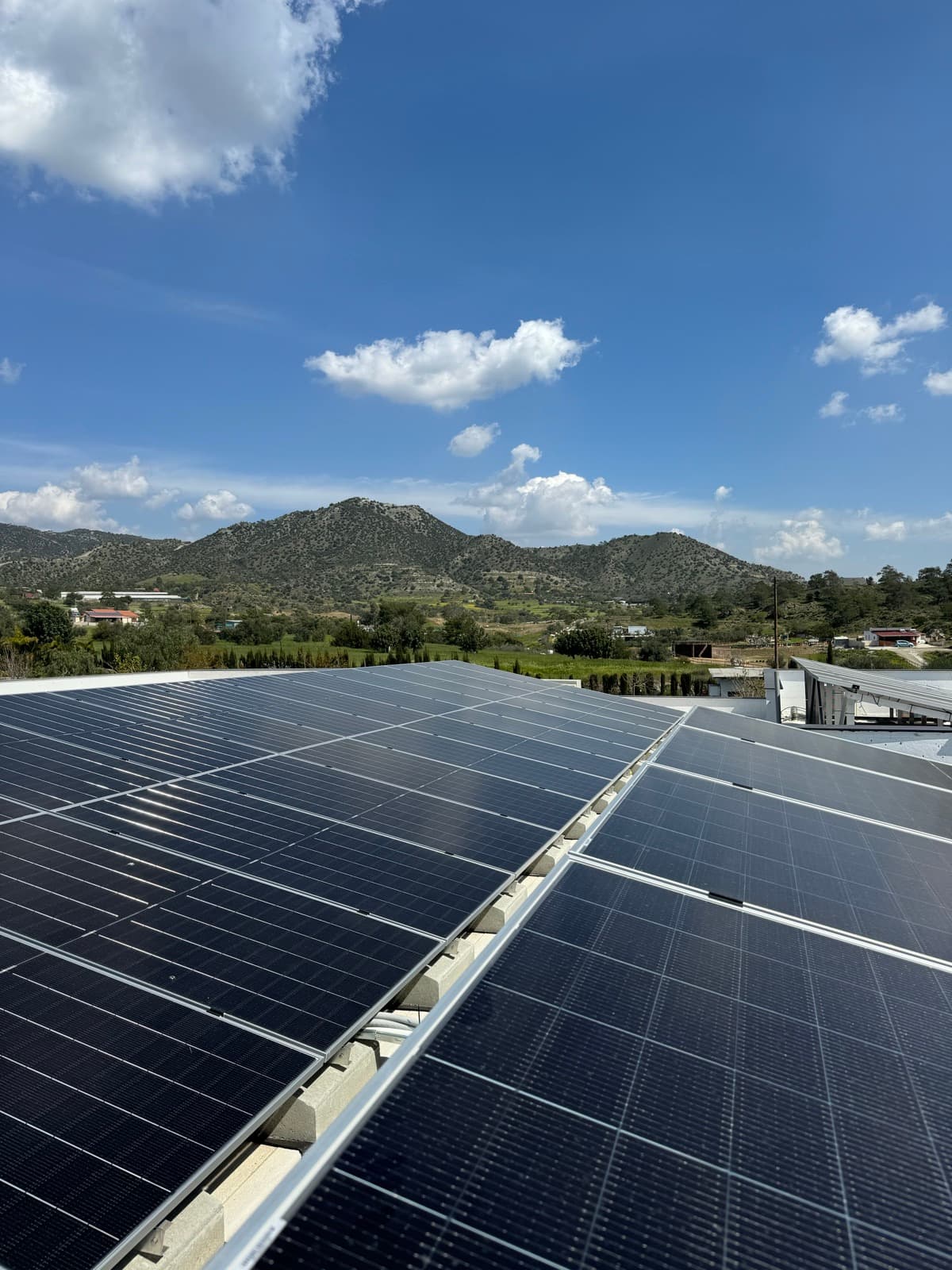 Echte Solar- & Batterie-Projekte auf Zypern