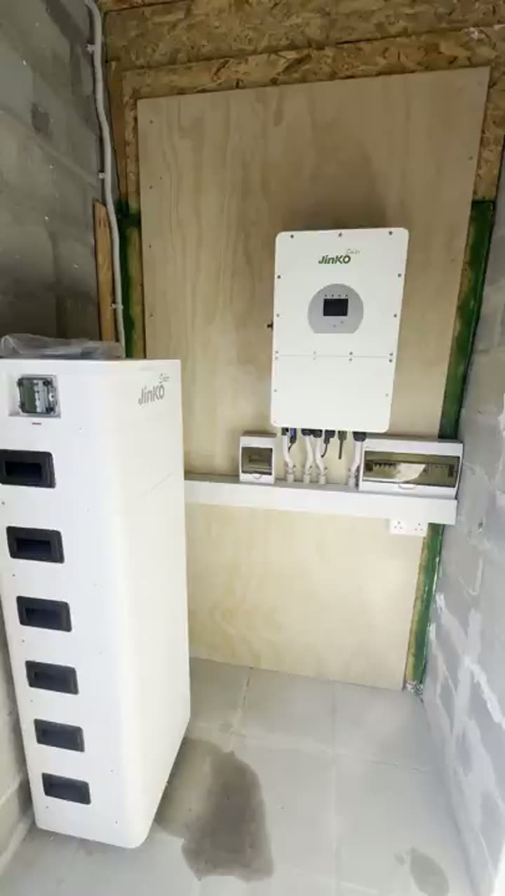 18 kWh Jinko Off Grid Battery + 6 kWp Solar
